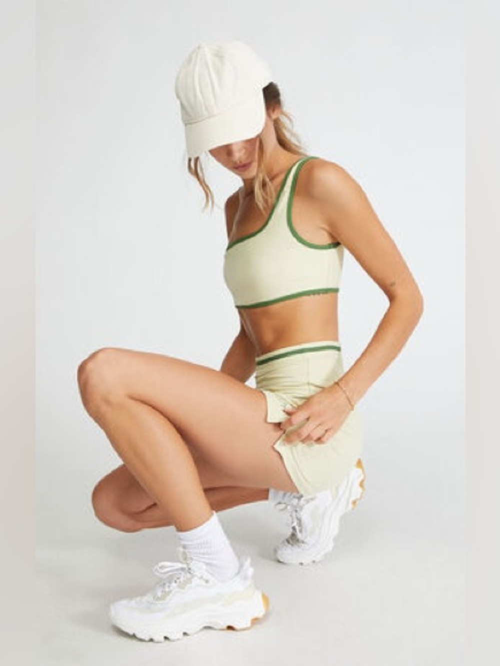 WeWoreWhat Contrast One Shoulder Bikini Top Asymmetrical White Green SIze S/P - Picture 5 of 10